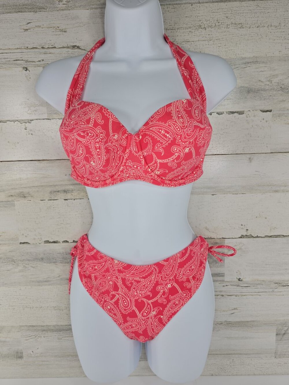VICTORIAS SECRET BIKINI SET PINK CORAL WHITE PAISLEY HALTER TOP SIZE 36 D MEDIUM